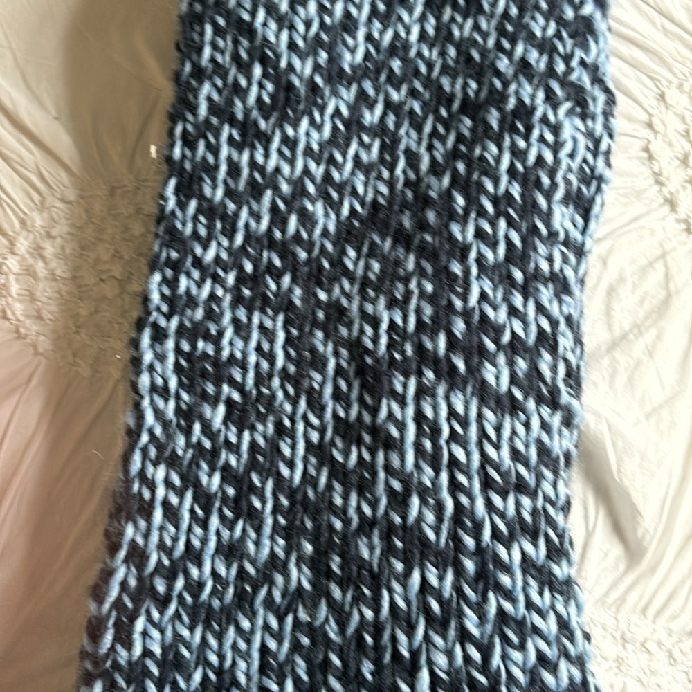 Women’s scarf